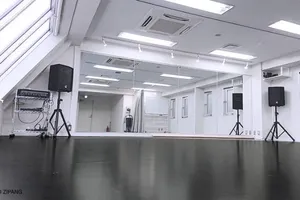 スタジオの画像